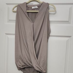 Zenana Outfitters Women's Ash Mocha Sleeveless Blouse